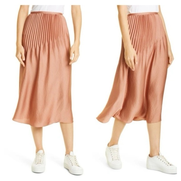 VINCE. Pleated crepe-satin midi skirt Sz 6 NWT - Picture 1 of 8